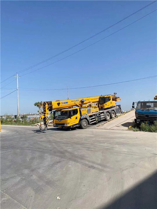 隆阳区吊车作业时，可能会产生哪些额外收费项目？